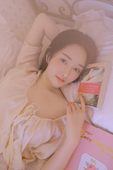 漂亮的保姆播放中文版